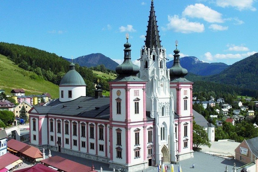 Mehr als 3.000 jugendliche Pilger in Mariazell / Josef Kuss / Österreichische Bischofskonferenz Mehr als 3.000 jugendliche Pilger in Mariazell