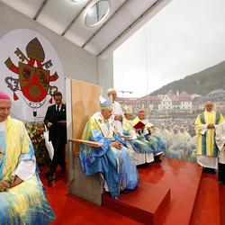 APARSC19 - 08092007 - MARIAZELL - OESTERREICH: Papst Benedikt XVI waehrend einer Messe in Mariazell am Samstag, 08. September 2007, im Rahmen eines dreitaegigen Besuches in Oesterreich. APA-FOTO: ROBERT JAEGER (POOL)