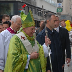 Papstbesuch ? kathbild/G?stl, Markuspa200709091goe,pa20070909